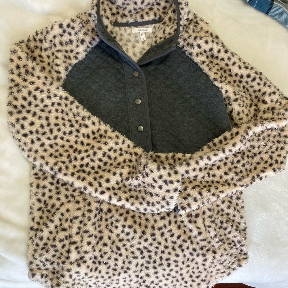 Maurices Cheetah Print Sherpa (With Pockets)- Size S